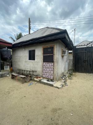 1 Bedroom Bungalow, Bariga, Shomolu, Lagos, Detached Bungalow for Sale