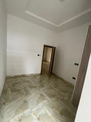 Spacious Room Downstairs in a Shared Apartment, Harris Drive, Vgc, Lekki, Lagos, Flat / Apartment for Rent