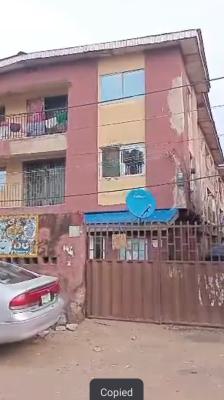 Demolishable Structure on 650sqm for Se at Coker Surulere Lagos Nige, Surulere, Lagos, Land for Sale