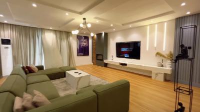 Paris Luxurious 2 Bedrooms Waterfront Apartment, Lekki Phase 1, Lekki, Lagos, Flat / Apartment Short Let
