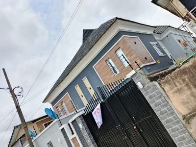 5bedroom Semi Detached, Off Bodethomas, Surulere, Lagos, Semi-detached Duplex for Rent