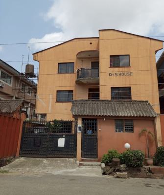 Block of 6 Nos 3 Bedroom Flat, Olufemi/ogunlana/surulere, Ogunlana, Surulere, Lagos, Plaza / Complex / Mall for Sale