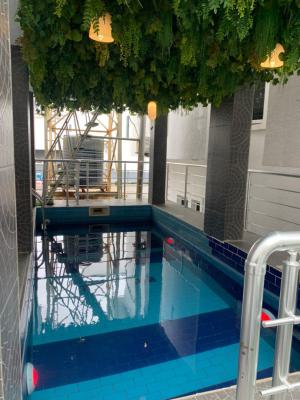 Lovely and Well Maintained 2bed Apartment , Fully Serviced (upstairs), Harris Garden  Orchid Road Lekki, Lekki Expressway, Lekki, Lagos, House for Rent