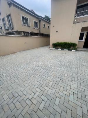 3 Bedroom Townhouse with 2 Room Bq, Off Victoria Arobieke, Lekki Phase 1, Lekki, Lagos, Terraced Duplex for Rent