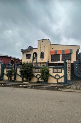 Well Maintained 20 Rooms Hotel, Ejigbo, Lagos, Hotel / Guest House for Rent