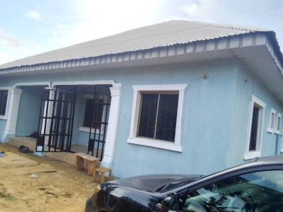 4 Bedroom Detached Bungalow with Bq, Yaba, Lagos, Detached Bungalow for Sale