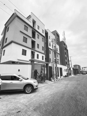 Luxury 2 Bedroom Penthouse Apartment  in a Serene Environment, Lekki Phase 1, Lekki, Lagos, Flat / Apartment for Rent