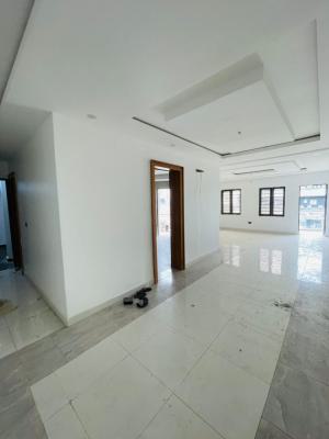 Newly Built 2 Bedroom Apartment, Lekki Phase 1, Lekki, Lagos, Flat / Apartment for Rent