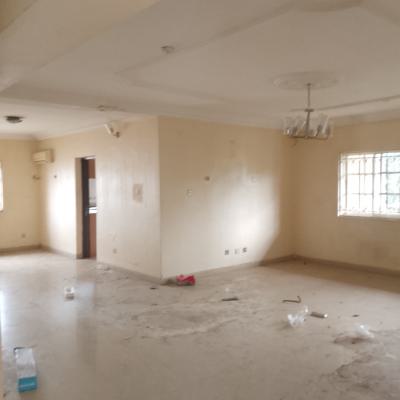 Standard 3-bedroom Flat with Massive Kitchen All Ensuite, Maitama, Maitama District, Abuja, Flat / Apartment for Rent