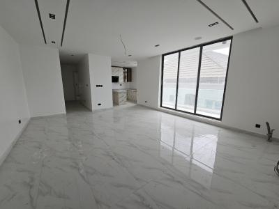 Modernly Crafted 2 Bed Apartments, Lekki Phase 1, Lekki, Lagos, Flat / Apartment for Sale