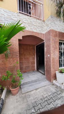 Newly Renovated 4 Bedroom Terrace, No 4 Olanrewaju Ninalowo Crescent, Lekki Phase 1, Lekki, Lagos, Terraced Duplex for Rent