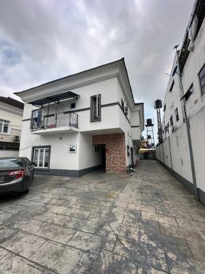 2 Bedroom Apartment, Off Admiralty, Lekki Phase 1, Lekki, Lagos, Flat / Apartment for Rent
