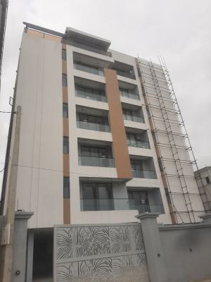 Tastefully Finished and Serviced with 24/7 Power Supply 2 Bedroom En-s, Lekki Phase 1, Lekki, Lagos, Flat / Apartment for Sale