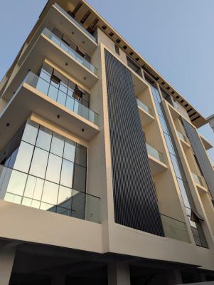 Conveniently Located 3-bedroom Home Near Everything, Lekki Phase 1, Lekki, Lagos, Block of Flats for Sale