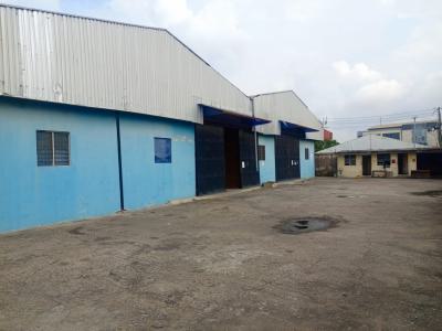 Warehouse for Sal€ / with Options for Lease :  2 Bay Warehouses of 3,2, Akinllo, Ikeja, Lagos, Warehouse for Rent