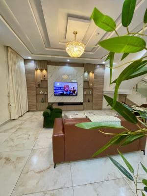 2 𝒃𝒆𝒅𝒓𝒐𝒐𝒎 𝒎𝒂𝒊𝒔𝒐𝒏𝒆𝒕𝒕𝒆 𝒐𝒏 𝒕𝒉𝒆 7𝒕𝒉 𝒇𝒍𝒐𝒐𝒓 𝒕, Lekki Phase 1, Lekki, Lagos, Flat / Apartment Short Let