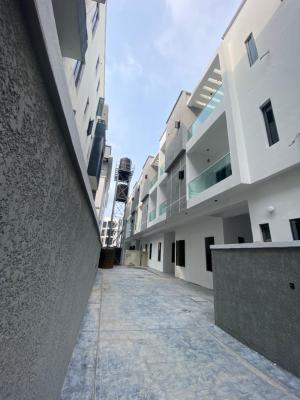 5 Bedroom Terrace with Bq, Ologolo, Lekki, Lagos, Terraced Duplex for Sale
