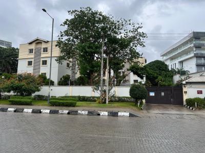 Luxurious 3bedroom Flat with a Bq,swimming Pool and Gym, Ikoyi, Lagos, Flat / Apartment for Rent