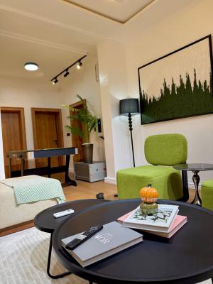 Luxurious 2 Bed Service Apartment, Guzape District, Abuja, Terraced Duplex Short Let