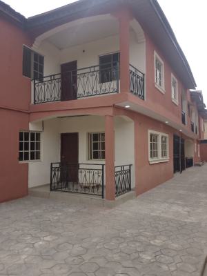 Massive 3bedrooms Flat Upstairs Available, Off Ologunfe Awoyaya Ibeju-lekki Lagos State, Awoyaya, Ibeju Lekki, Lagos, Flat / Apartment for Rent