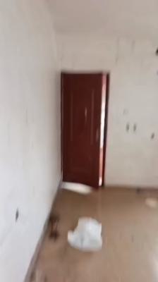 Specious Selfcon, Abule Ijesha, Yaba, Lagos, Self Contain (single Rooms) for Rent