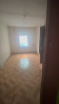 Specious and Standard Roomself Con, Akoka, Yaba, Lagos, Self Contain (single Rooms) for Rent
