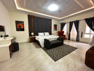 Well Furnished Spacious 3 Bedroom Terrace with a Room Bq, Victoria Bay Estate, Ikate, Lekki, Lagos, House for Sale