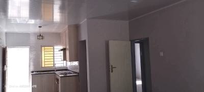 2 Bedroom Flat, Ikeja, Lagos, Block of Flats for Sale
