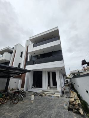 Spacious 5 Bedroom Detached with Bq, Gym, Pool and Cinema, Lekki Phase 1, Lekki, Lagos, Detached Duplex for Sale