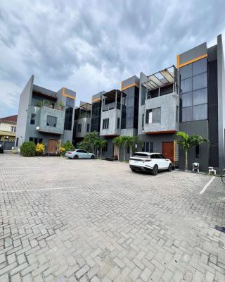 Fully Furnished 4 Bedroom House, Hakeem Dickens Drive, Lekki Phase 1, Lekki, Lagos, Terraced Duplex for Rent