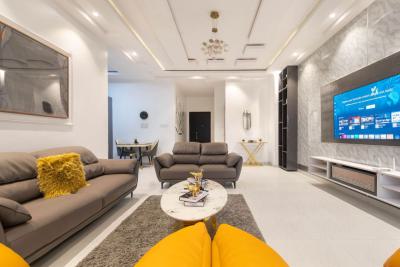 Luxury 1bedroom with Rooftop Pool, Gym & Ps5, Lekki Phase 1, Lekki, Lagos, Mini Flat (room and Parlour) Short Let