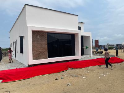Luxury 3 Bedroom Off - Plan with Excellent Fa, Emerald Estate, Ogombo, Ajah, Lagos, Detached Bungalow for Sale