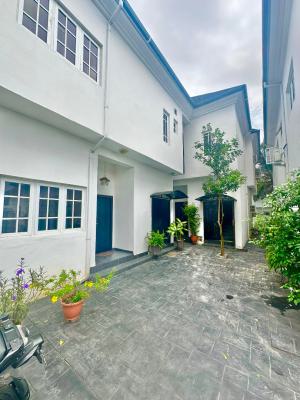 Fully Serviced 2 Bedroom Apartment, Lekki Phase 1, Lekki, Lagos, Flat / Apartment for Rent