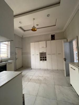 Spacious 4bedroom, Chevron, Lekki, Lagos, Commercial Property for Rent