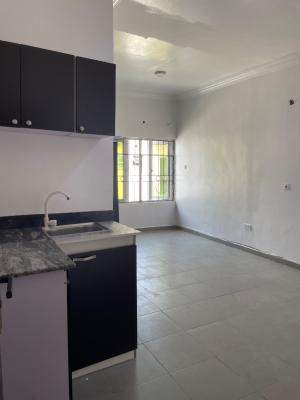 Service Studio with Personal Meter, Paradise 3 Chevron Drive, Lekki Expressway, Lekki, Lagos, Self Contain (single Rooms) for Rent