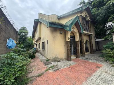6 Bedrooms Fully Detached Duplex, Adeniyi Jones Ikeja Lagos, Ikeja, Lagos, Detached Duplex for Sale