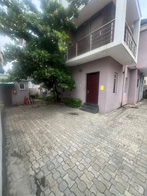 5bedroom Semi Detached House, Lekki Phase 1, Lekki, Lagos, Semi-detached Duplex for Rent