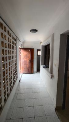 Service Mini Flat, Emerald Estate, Ilaje, Ajah, Lagos, Mini Flat (room and Parlour) for Rent