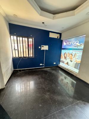 2 Room Commercial Space, Lekki Phase 1, Lekki, Lagos, Flat / Apartment for Rent