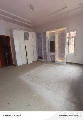 Big Room Shared Apartment Upstairs in Lekki, Salem Bus Stop Ikate, Lekki Phase 1, Lekki, Lagos, Self Contain (single Rooms) for Rent