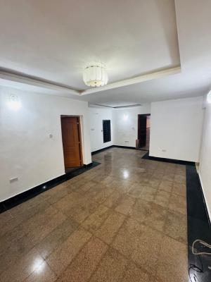 3 Bedroom Apartment with Bq, Lekki Phase 1, Lekki, Lagos, Flat / Apartment for Rent
