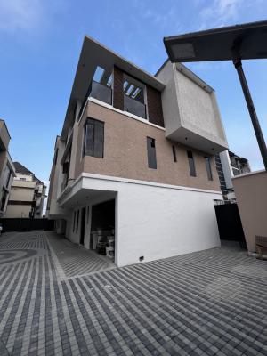 Luxurious Smart 4 Bedroom Penthouse with a Private Elevator, Off Lekki-epe Express Way, Lekki Phase 1, Lekki, Lagos, Flat / Apartment for Sale