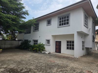 a Lovely  4 Bedroom  Semi-detached Duplex  with a Room Bq, Lekki Phase 1, Lekki, Lagos, Semi-detached Duplex for Rent
