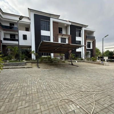 4 Bedrooms Townhouse, Gated, Strategically Located, Kado, Abuja, House for Sale