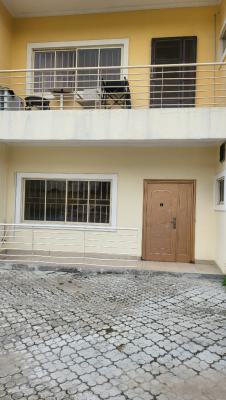 3 Bedroom  Apartment Off Admiralty  Lekki-phase-1, Lekki Phase 1, Lekki, Lagos, Flat / Apartment for Rent