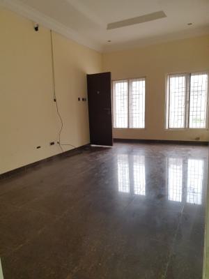 Spacious Service 3 Bedroom with Bq an Personal Inverter, Osapa, Lekki, Lagos, Flat / Apartment for Rent
