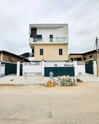 4bedroom in Ikeja, Ikeja, Lagos, House for Sale