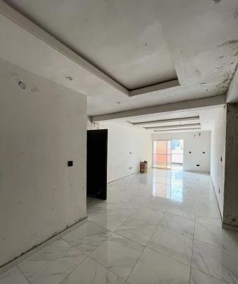 Well- Built One Bedroom Apartment, Lekki Phase 1, Lekki, Lagos, Flat / Apartment for Rent
