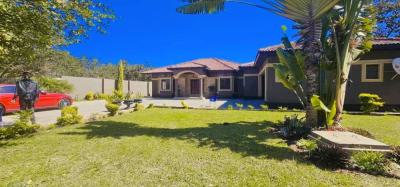 5 Bedroom Detached Bungalow with Bq, Iwaya, Yaba, Lagos, Detached Bungalow for Sale