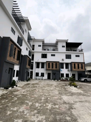 4 Bedroom Terrace Duplex with a Pent Floor  : Price: 420 Million (ask, Jabi, Abuja, House for Sale